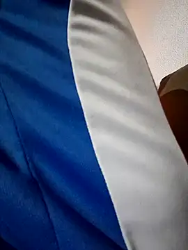 Mineirinho043 online show from 12-22-25, 01:02