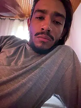 Mineirinho043 online show from 02-22-26, 04:38