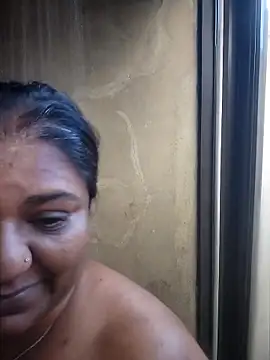 Snapshot of SophieStarShine chatting on 10-07-25, 03:42 SophieStarShine online show from 10-07-25, 03:42