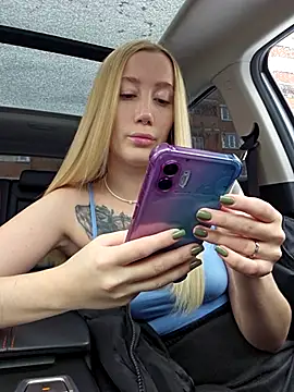 Snapshot of Pussy_Drive03 chatting on 11-10-25, 04:44 Pussy Drive03 online show from 11-10-25, 04:44