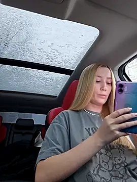 Snapshot of Pussy_Drive03 chatting on 12-05-25, 03:04 Pussy Drive03 online show from 12-05-25, 03:04