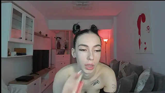 Snapshot of Celine_Roxelle chatting on 03-15-25, 05:15 Celine Roxelle online show from 03-15-25, 05:15