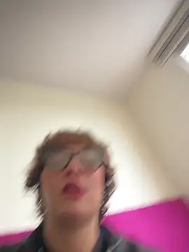 Snapshot of Maggie_Geller chatting on 02-19-26, 08:38 Maggie Geller online show from 02-19-26, 08:38