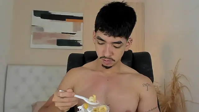 Snapshot of ISAAC_CRYSTON chatting on 02-02-26, 09:35 ISAAC CRYSTON online show from 02-02-26, 09:35