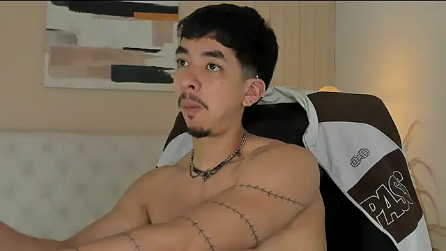 Snapshot of ISAAC_CRYSTON chatting on 02-04-26, 08:47 ISAAC CRYSTON online show from 02-04-26, 08:47