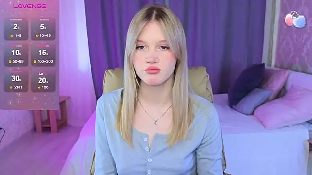 Snapshot of Jane_lvy chatting on 02-10-25, 07:47 Jane lvy online show from 02-10-25, 07:47