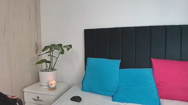 MarianaGiiiL online show from 02-15-25, 11:28