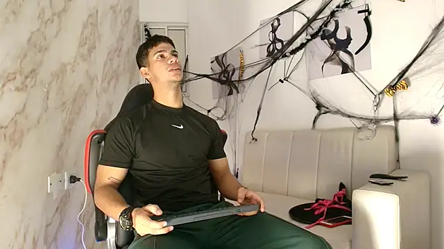 ANDRES STUD online show from 10-25-25, 05:26