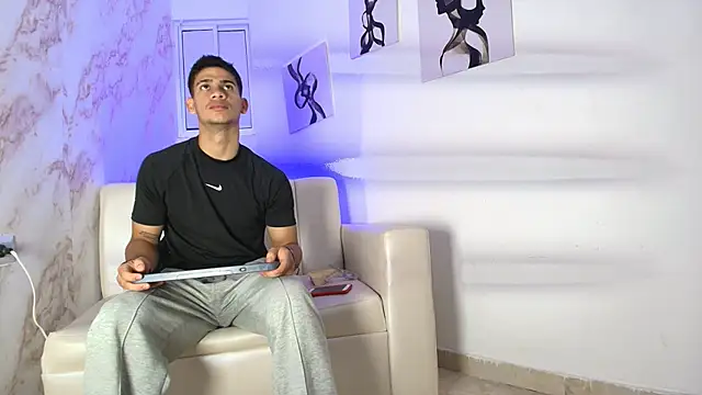 ANDRES STUD online show from 11-04-25, 04:44