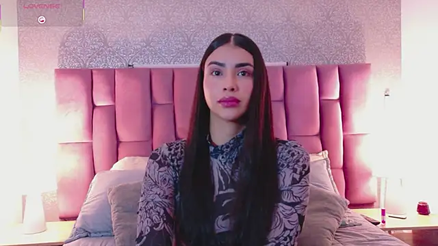 Snapshot of FelicityAdams chatting on 02-24-26, 02:48 FelicityAdams online show from 02-24-26, 02:48