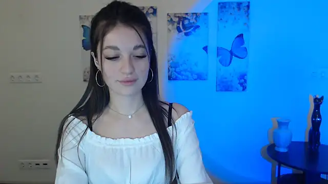 Eva Eldis online show from 02-15-25, 04:12