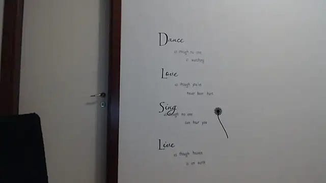 Eva Eldis online show from 09-13-25, 01:33