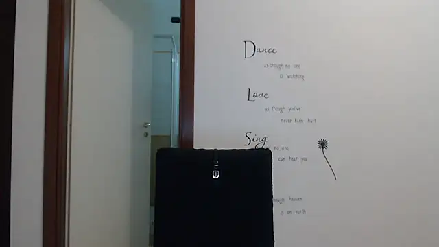 Eva Eldis online show from 09-29-25, 01:05