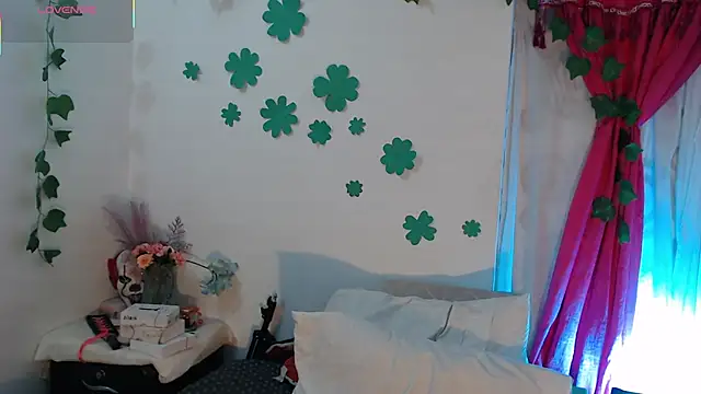 Snapshot of alaia_sweetxxx chatting on 03-15-25, 02:34 alaia sweetxxx online show from 03-15-25, 02:34