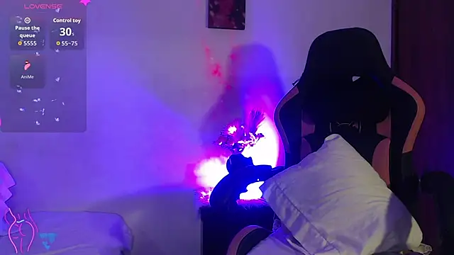 Snapshot of alaia_sweetxxx chatting on 11-26-25, 01:28 alaia sweetxxx online show from 11-26-25, 01:28