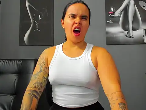 karlyjons12 online show from 09-19-25, 04:07