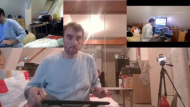 Snapshot of Mastersanges chatting on 09-17-25, 06:31 Mastersanges online show from 09-17-25, 06:31