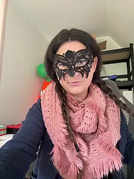 Loveblackzilla online show from 12-17-25, 01:06