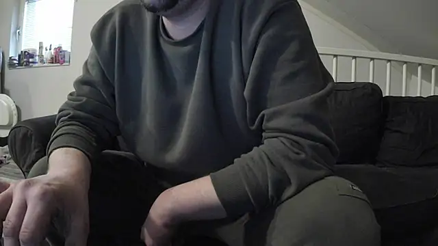 YourLoveBoyKevin online show from 02-11-25, 03:51