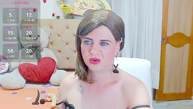 Dolldirtyxxx online show from 10-18-25, 05:21