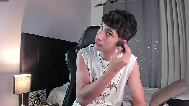 NovaaWheler online show from 09-17-25, 07:26