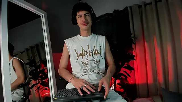 NovaaWheler online show from 10-13-25, 08:20