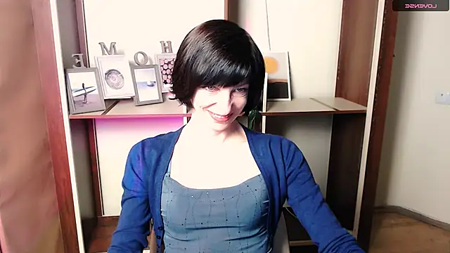  AngeliaFlow  online show from 10-28-25, 07:23