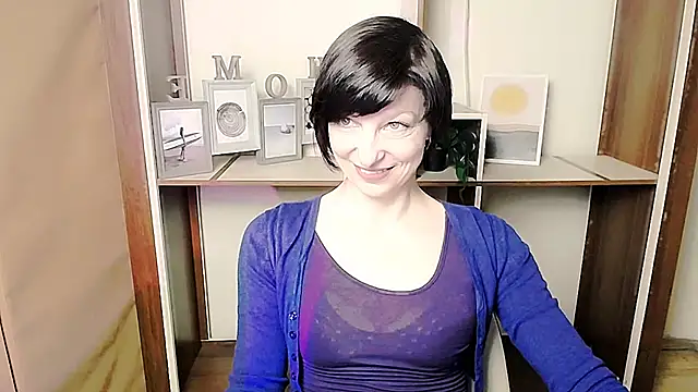  AngeliaFlow  online show from 02-17-26, 08:11