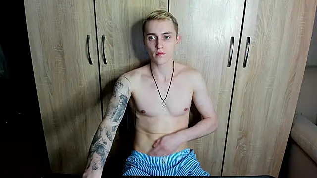 crazybottom99 online show from 03-09-25, 07:15