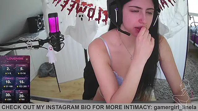 Gamergirl-Linela online show from 10-27-25, 01:59