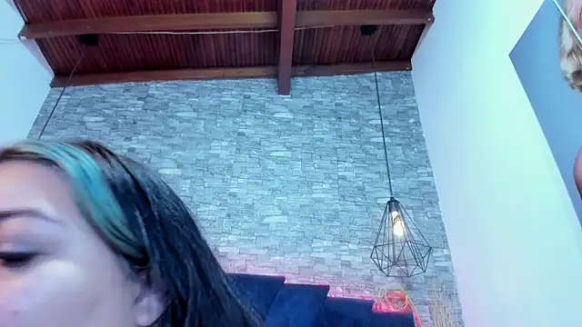 Sophia Brunett online show from 04-10-26, 11:48