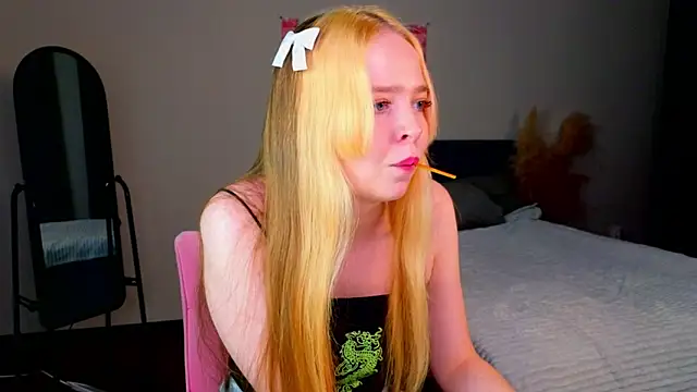 Snapshot of Bellla_Murrr chatting on 02-07-25, 04:46 Bellla Murrr online show from 02-07-25, 04:46