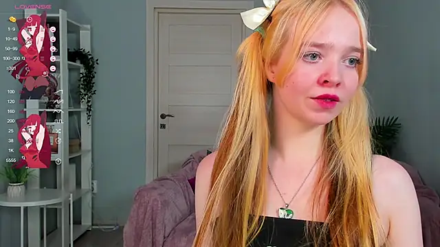 Snapshot of Bellla_Murrr chatting on 02-09-25, 01:11 Bellla Murrr online show from 02-09-25, 01:11