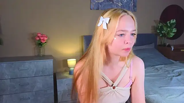 Snapshot of Bellla_Murrr chatting on 03-13-25, 10:43 Bellla Murrr online show from 03-13-25, 10:43