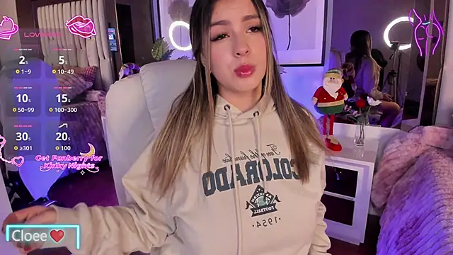 Snapshot of Cloee_Rainbow1 chatting on 11-25-25, 11:54 Cloee Rainbow1 online show from 11-25-25, 11:54