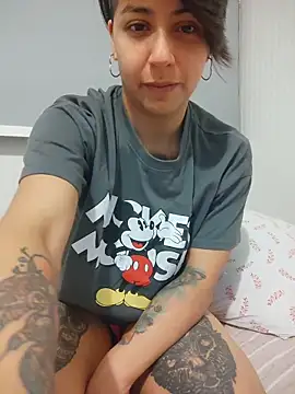 MaiPandora online show from 12-18-25, 04:51