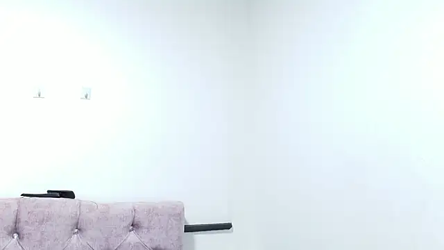 Skye Moore online show from 10-20-25, 12:05