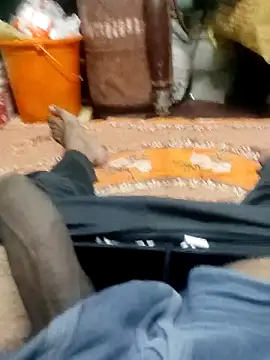 Snapshot of Yashkumar_0697 chatting on 02-14-25, 07:23 Yashkumar 0697 online show from 02-14-25, 07:23