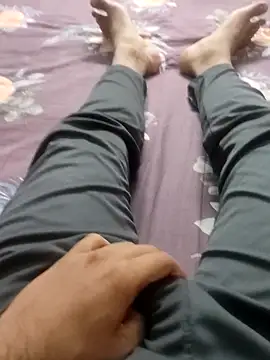 Snapshot of Yashkumar_0697 chatting on 03-12-25, 07:46 Yashkumar 0697 online show from 03-12-25, 07:46