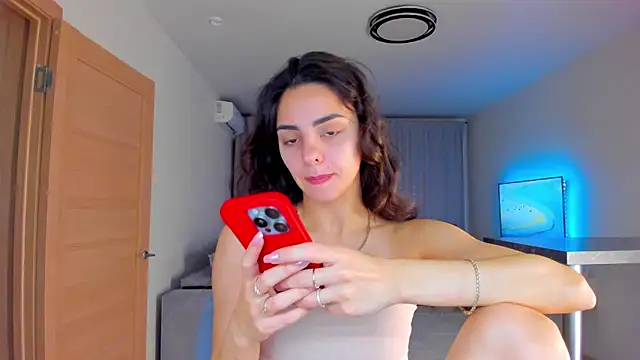 EmiliaZen online show from 11-16-25, 02:22