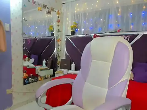 Snapshot of Dary_walker chatting on 02-20-25, 11:53 Dary walker online show from 02-20-25, 11:53