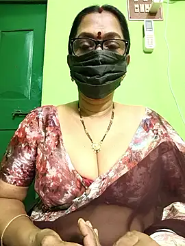 Snapshot of niiveditha chatting on 02-27-25, 12:45 niiveditha online show from 02-27-25, 12:45