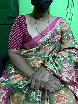 Snapshot of niiveditha chatting on 03-16-25, 05:36 niiveditha online show from 03-16-25, 05:36