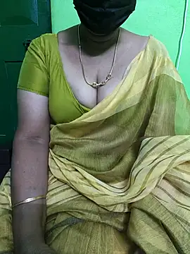 Snapshot of niiveditha chatting on 03-18-25, 05:10 niiveditha online show from 03-18-25, 05:10