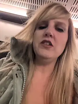 Sexybiene969 online show from 01-13-26, 05:29