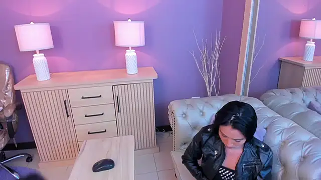 scarlet edwars online show from 02-22-25, 11:24