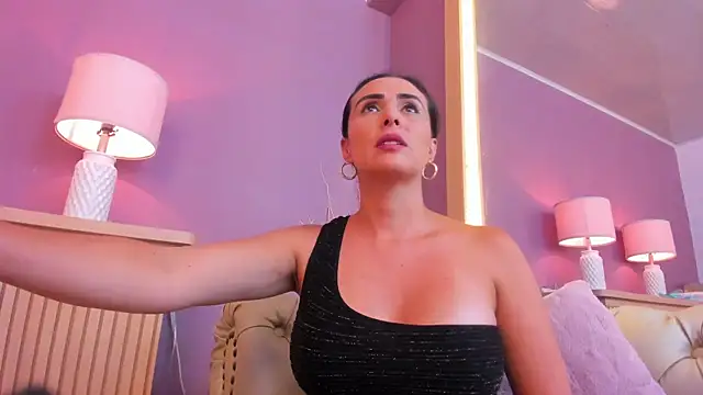 scarlet edwars online show from 02-25-25, 03:27