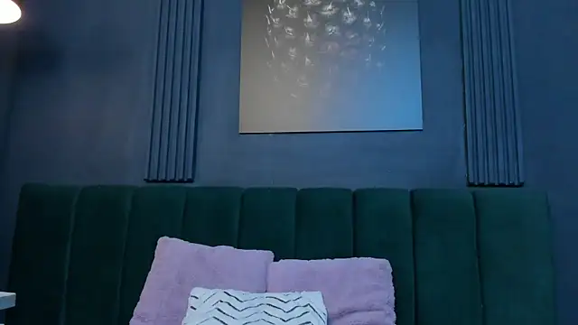 scarlet edwars online show from 09-27-25, 06:57