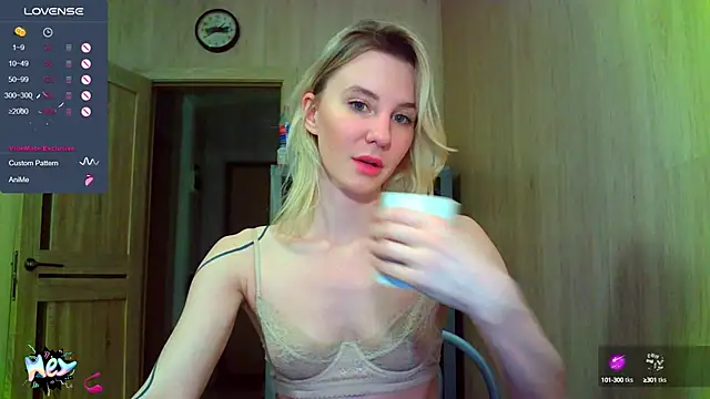 Caramel piegirl online show from 09-23-25, 08:12