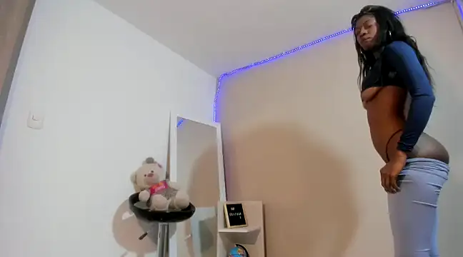 Snapshot of enyelsalas2 chatting on 02-28-25, 01:26 enyelsalas2 online show from 02-28-25, 01:26